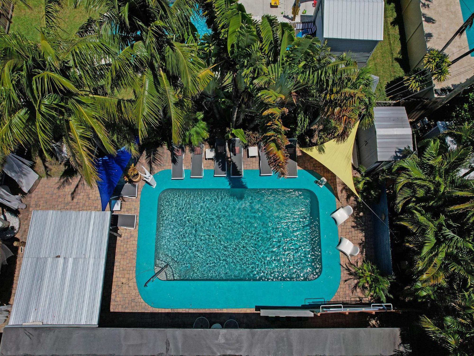 Large Gay Men'S 1 Bedroom W Gameroom Heated Pool Clothing Optional オークランド・パーク エクステリア 写真
